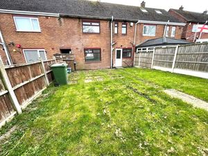 Neston Green Great Sutton